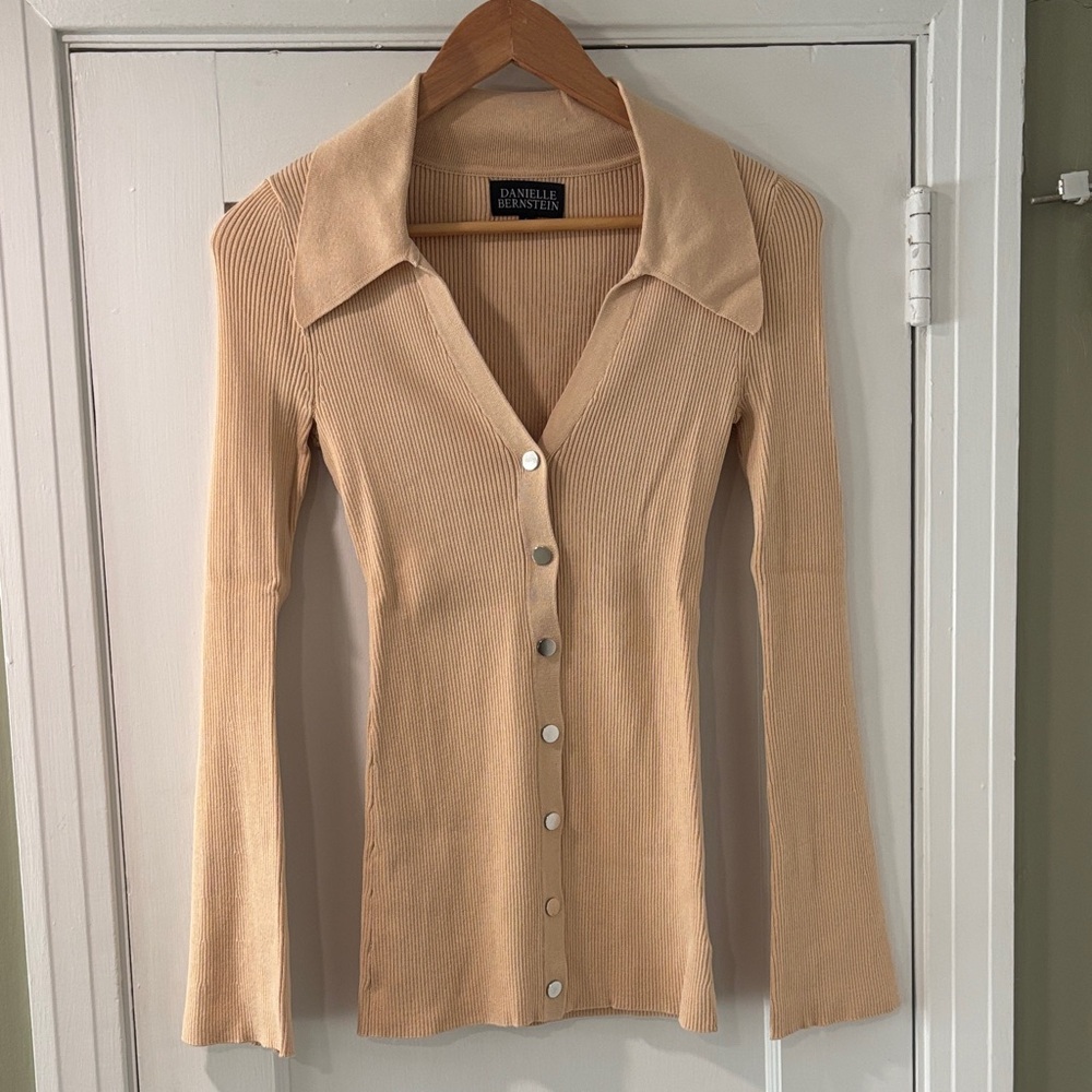 DANIELLE BERNSTEIN Women's Tan Button-Down Shirt
